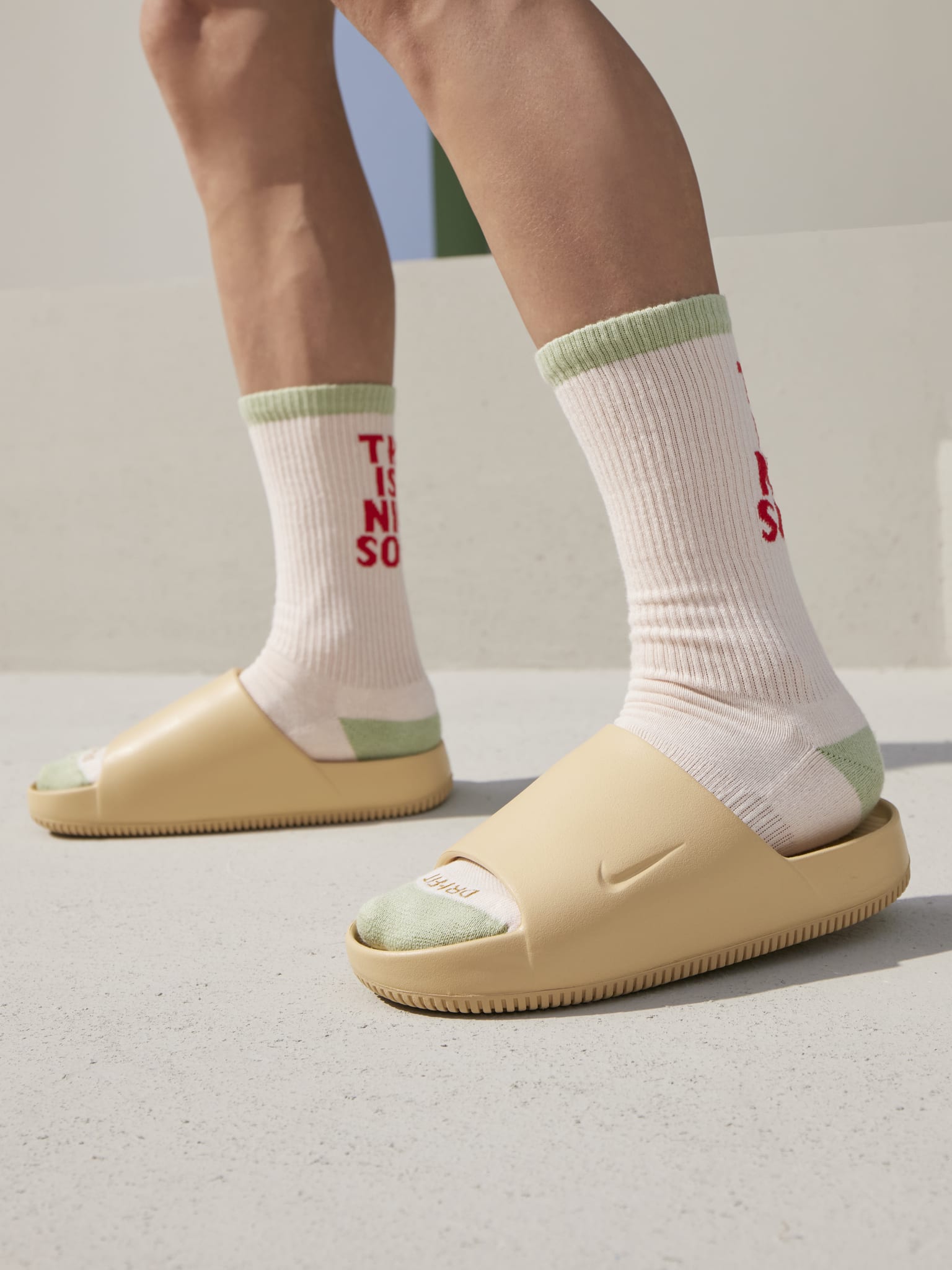 nike clam slide
