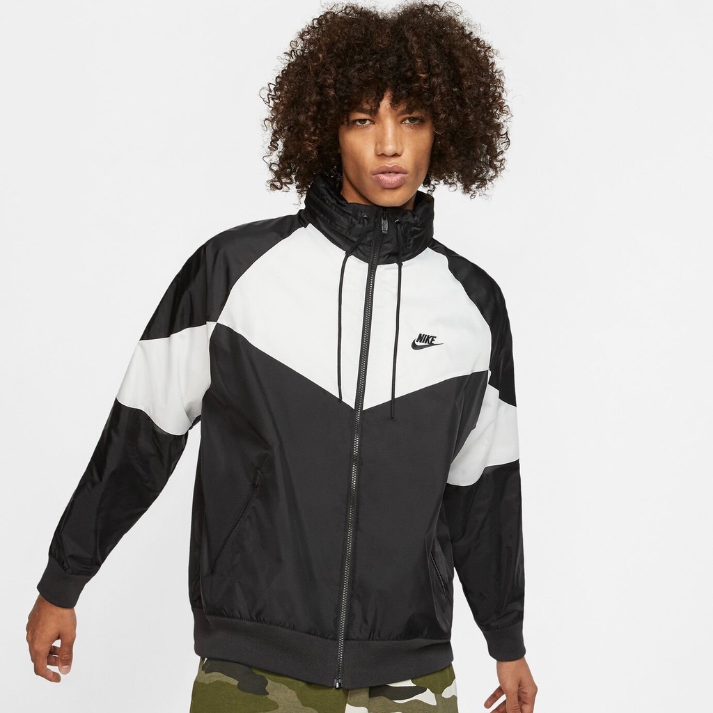 nike windrunner black and white
