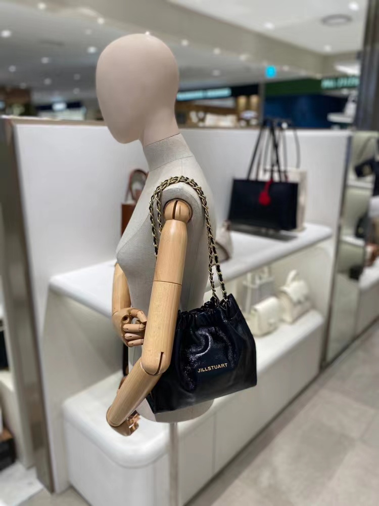 JillStuart Drawstring Chain Shoulder Bag M - Eonni in Seoul