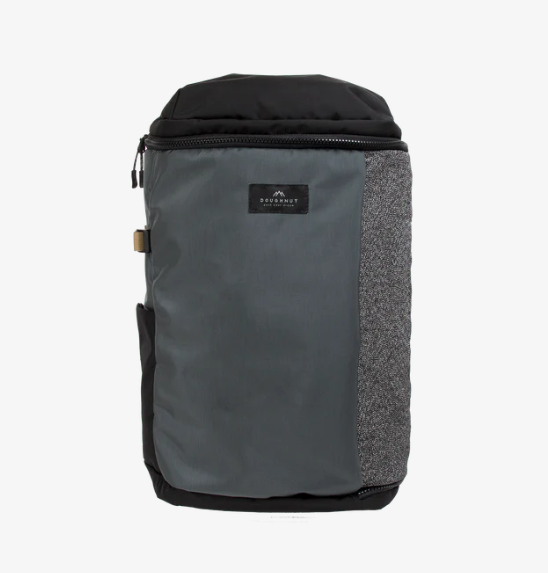 Doughnut] Sturdy Shield Series (black) 型格防水防割背包