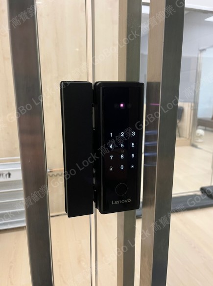 將軍澳雍明苑趟閘裝電子鎖Gateman Z10-IH G Swipe - 高寶鎖業
