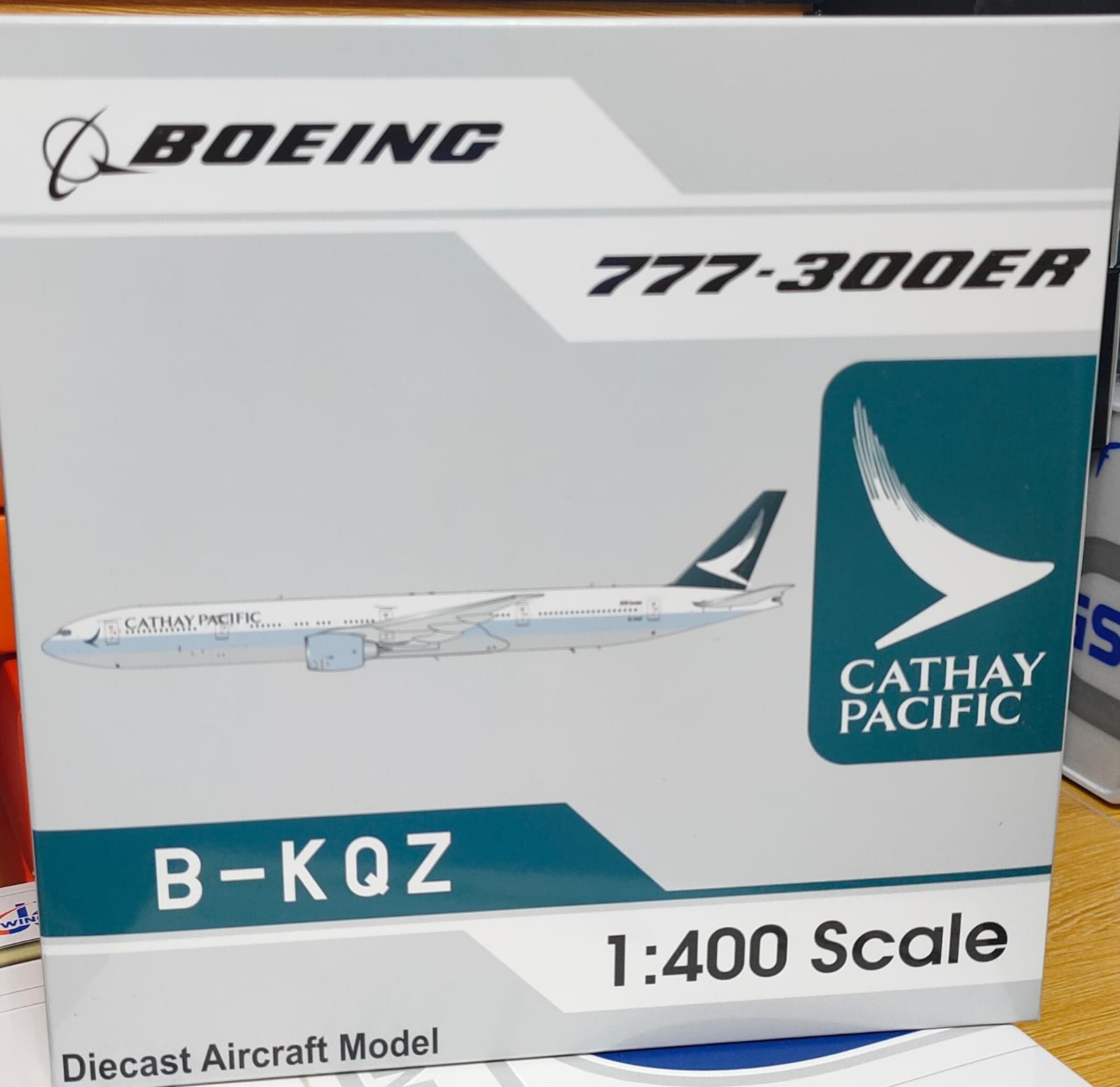 Aviation 1/400 Cathay Pacific Boeing B777-367ER B-KQZ - 收藏