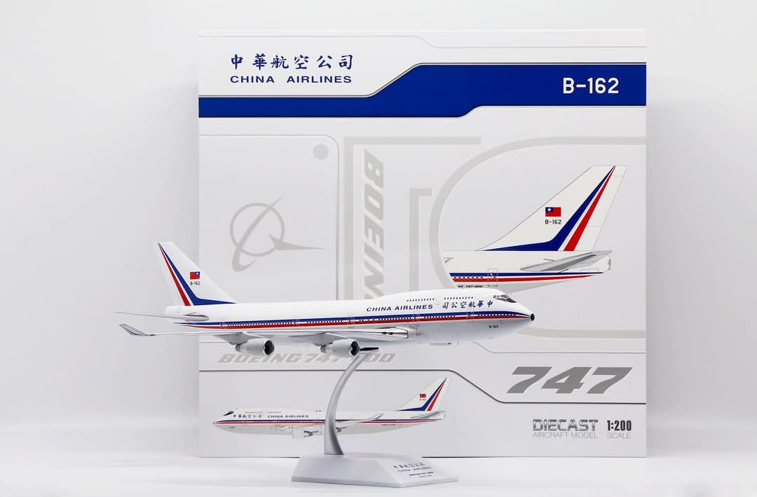 1/200 JC Wings China Airlines Boeing 747-400 B-162 - 收藏家