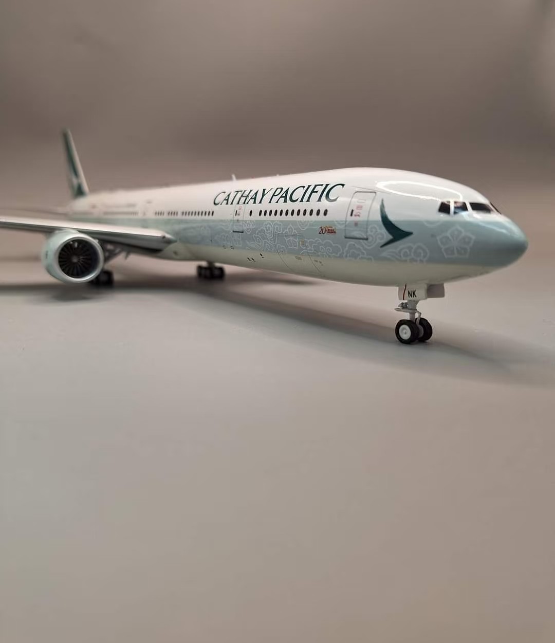 航空機・ヘリコプター WB Models 1:200 CATHAY B777-300ER B-HNK 航空機・ヘリコプター WB Models 1:200 CATHAY B777-300ER B-HNK 1/200