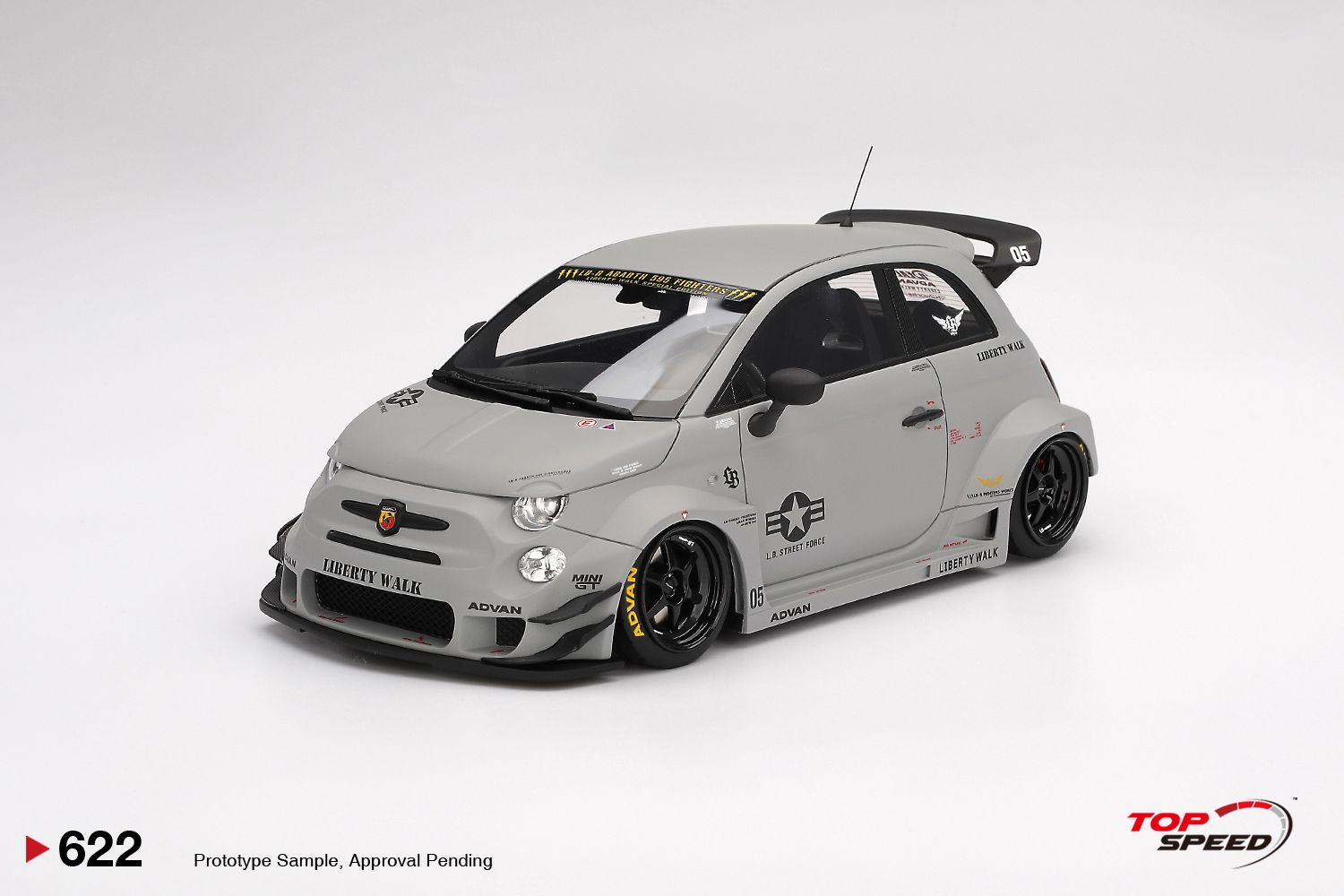 洋書 ABARTH595/695 洋書 ABARTH595/695 20221110130009_644_.jpg