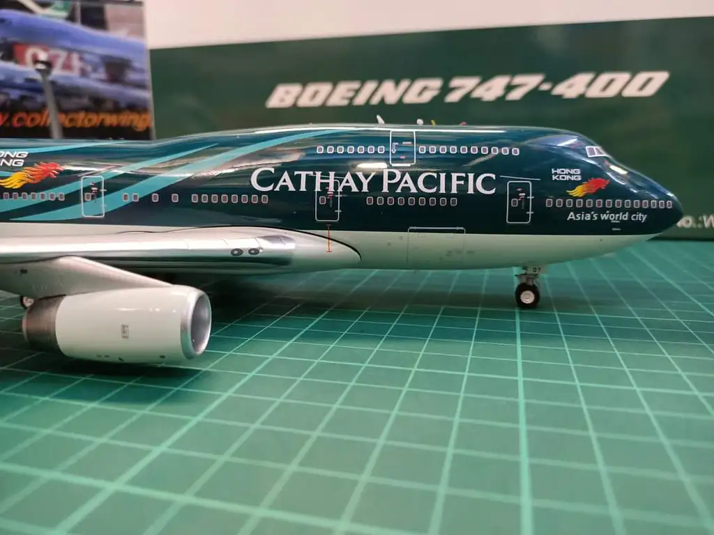 ミニカー J-Fox200 Cathay Pacific cargo 747-400F ミニカー J-Fox200 Cathay Pacific cargo 747-400F J-Fox200