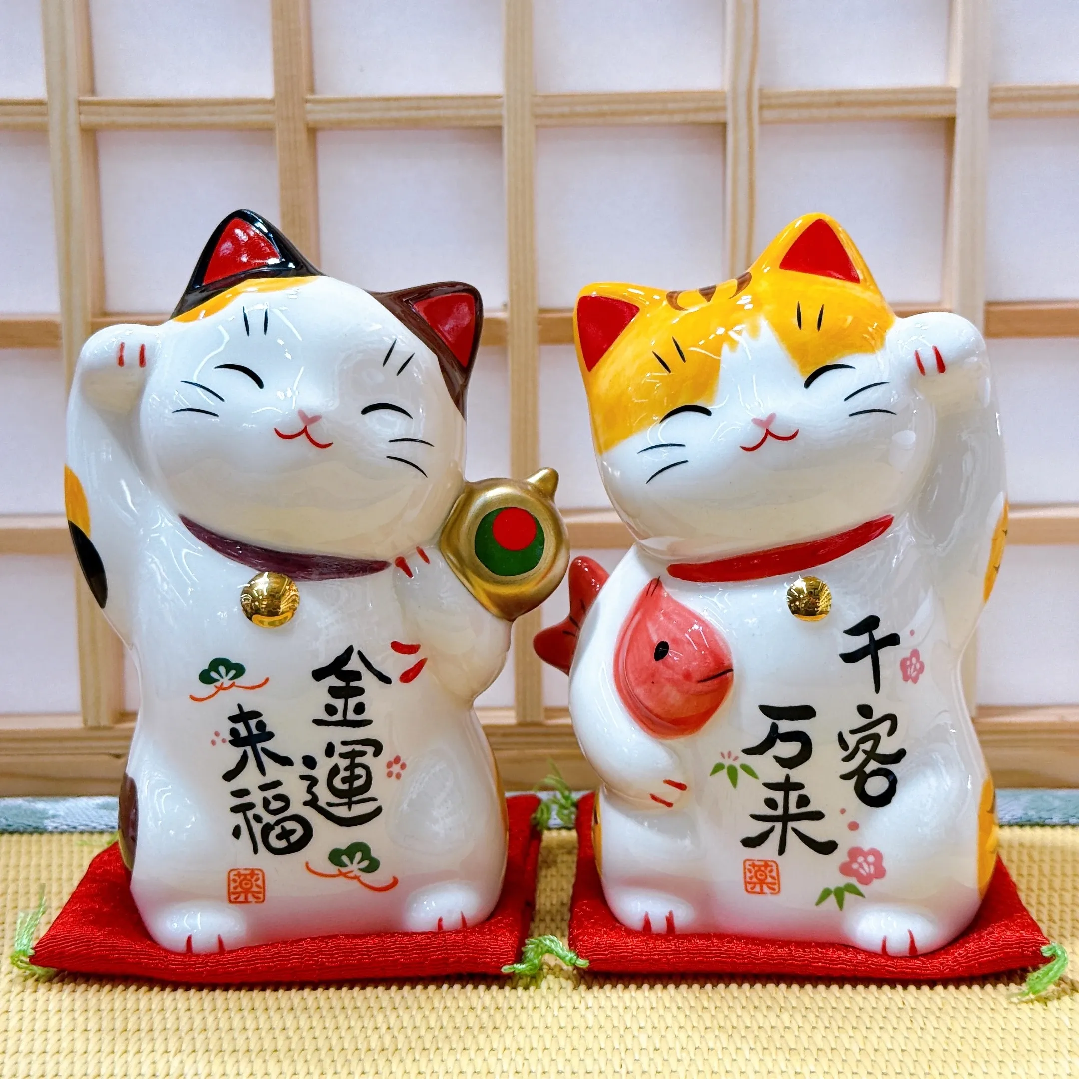 日本彩繪金運千客萬來招財貓- ourlittlezoneluckycat
