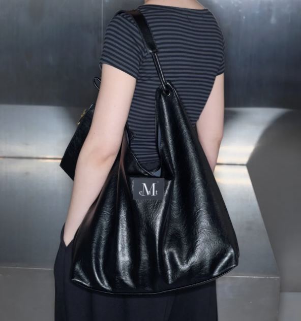 [MUCENT]韓国人気◆NOS EYELET LEATHER SHOULDER BAG◆男女兼用 楽天市場】KAEZ DOUBLE LINE EYELET LEATHER SHOULDER BAG