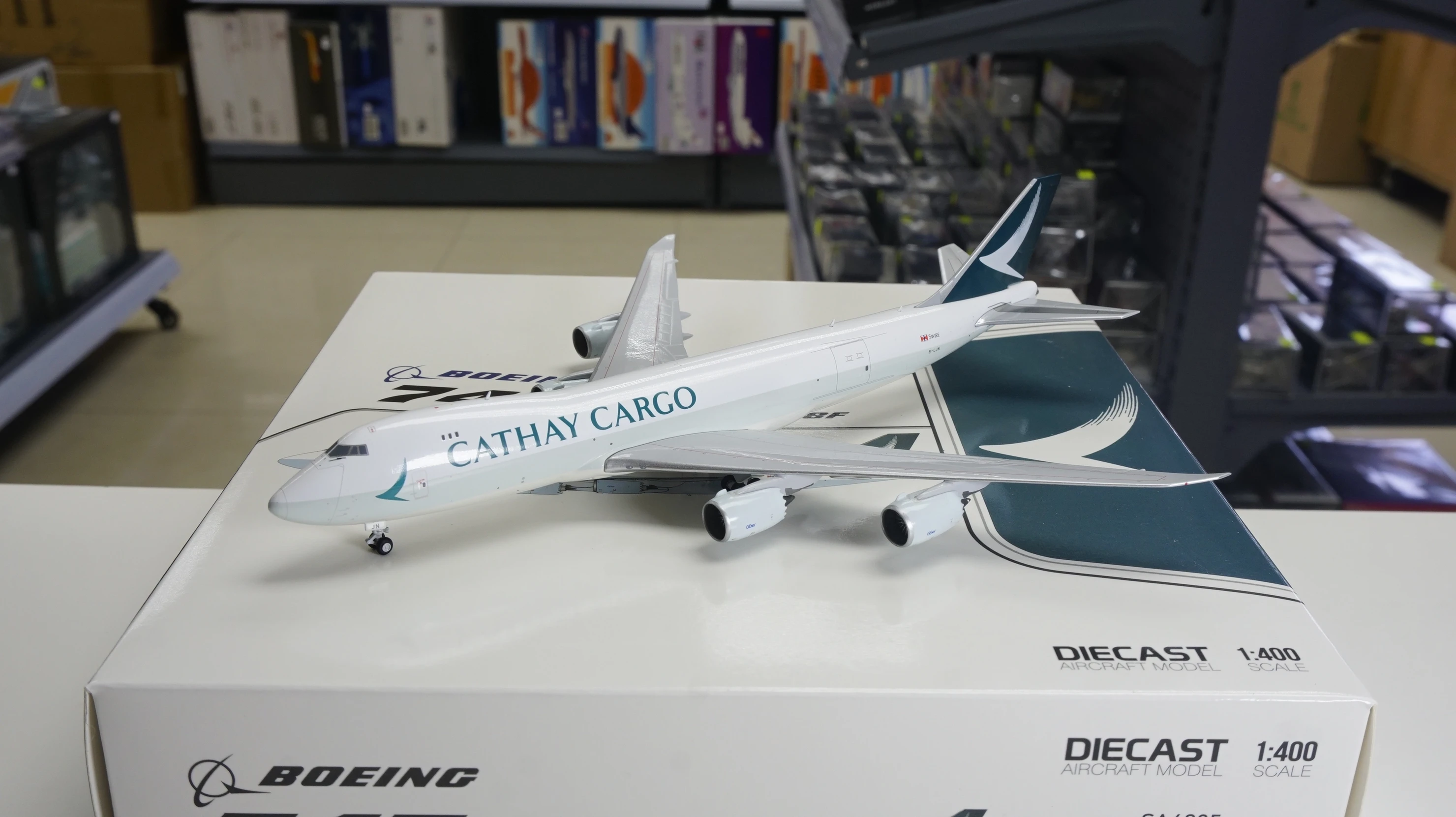 JC Wings B747-8F N747EX ボーイング 1:400 Amazon | JC Wings 1:400 EW4748012 Nippon Cargo Airlines
