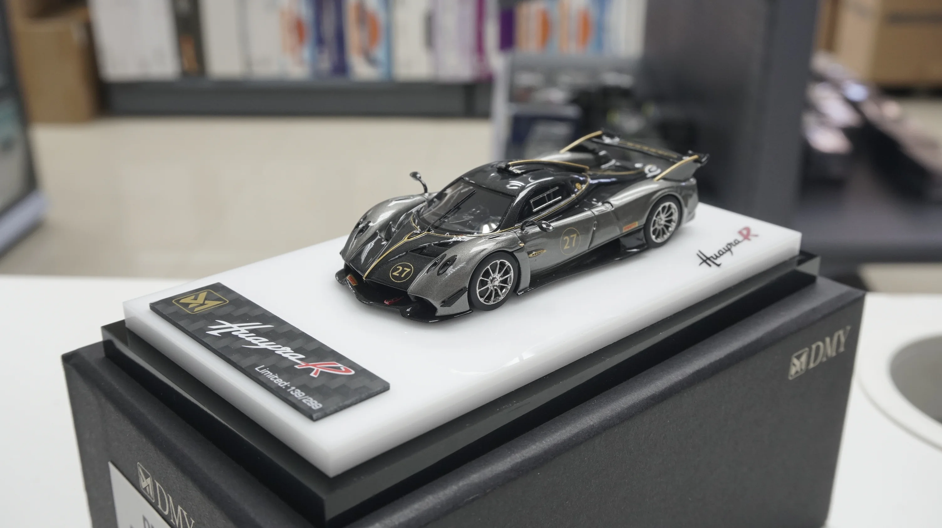 現貨Instock] DMY 1/64 pagani Huayra 