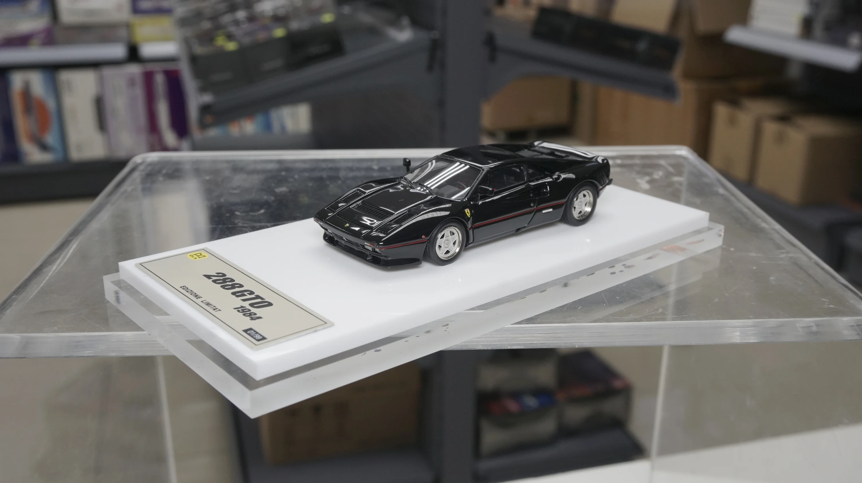 現貨Instock] DMH 1/64 Ferrari 288 GTO Light Black - The
