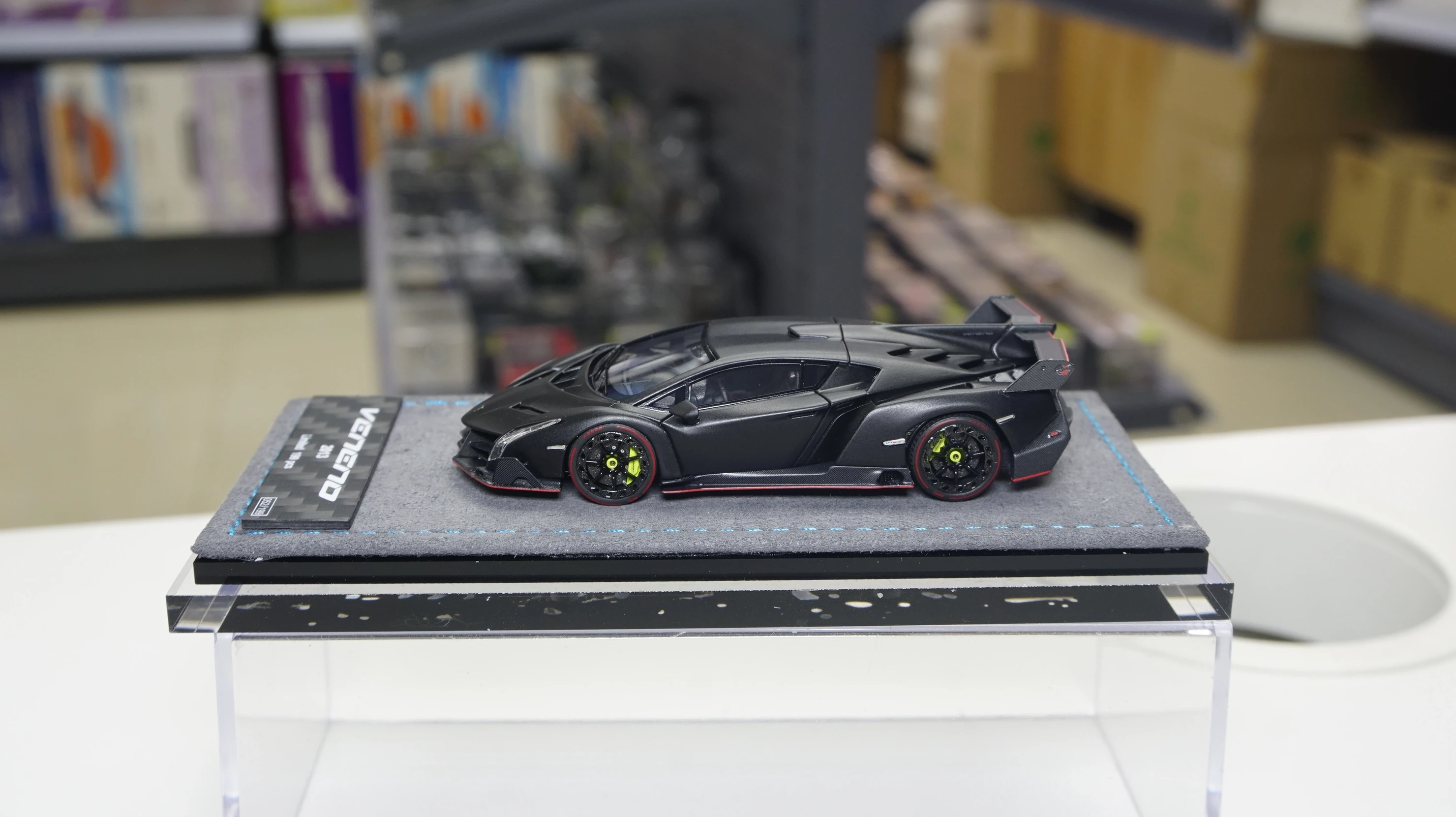 1/64 DMH ランボルギーニ　Veneno ヴェネーノ　マットブラック 現貨Instock] DMH 1/64 Lamborghini Veneno Matt Black - The