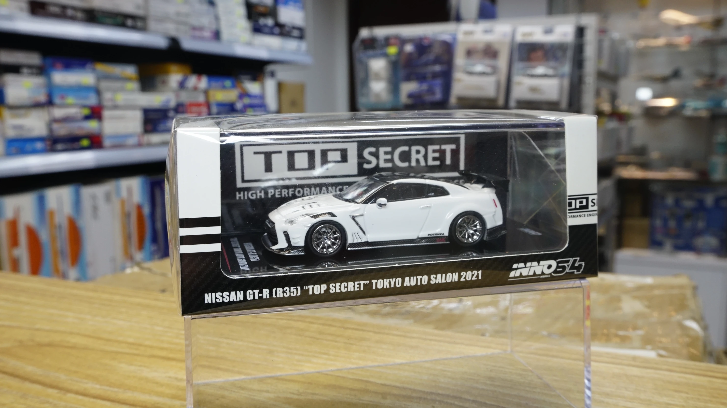 現貨Instock] INNO 1/64 NISSAN GT-R (R35) 