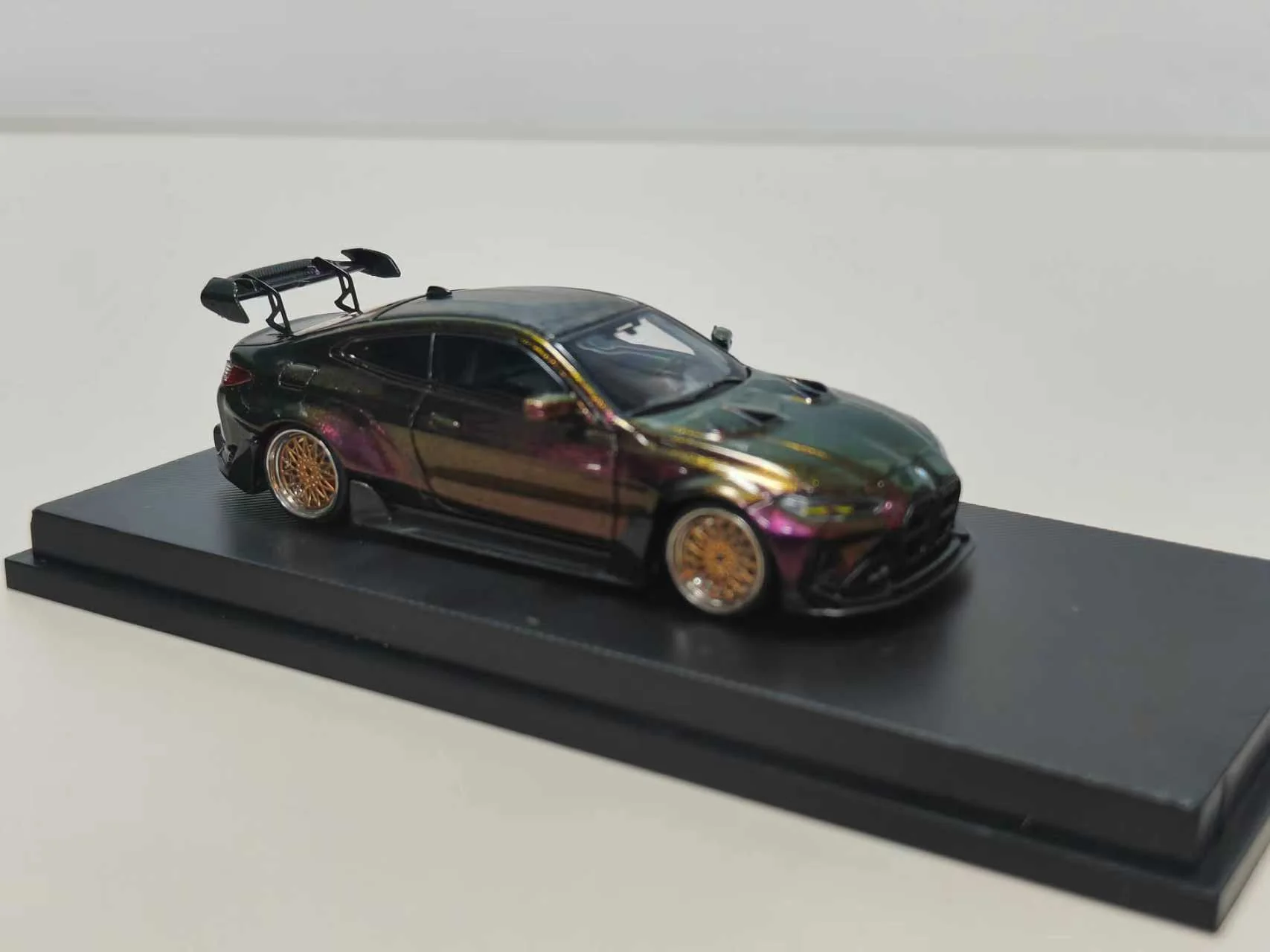 MJ Model 1/64 BMW G82 M4 Adro Body Kit Magic Purple Diecast Model