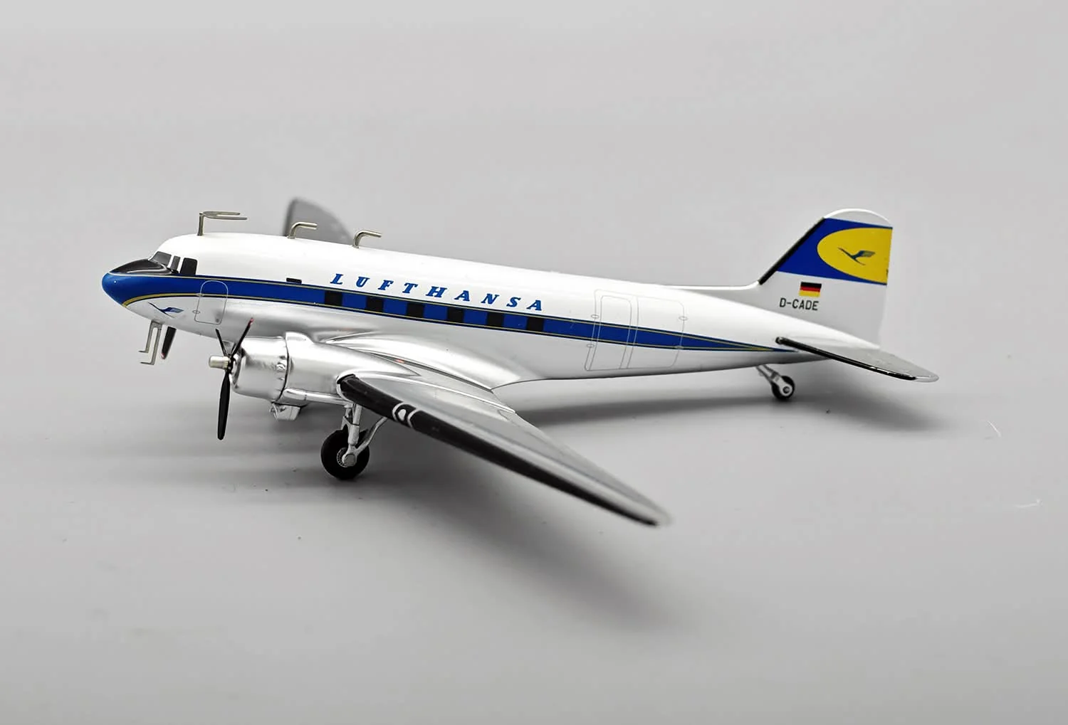 JFox 1/200 Lufthansa DC-3 D-CADE - 收藏家模型飛機模型汽車模型專門