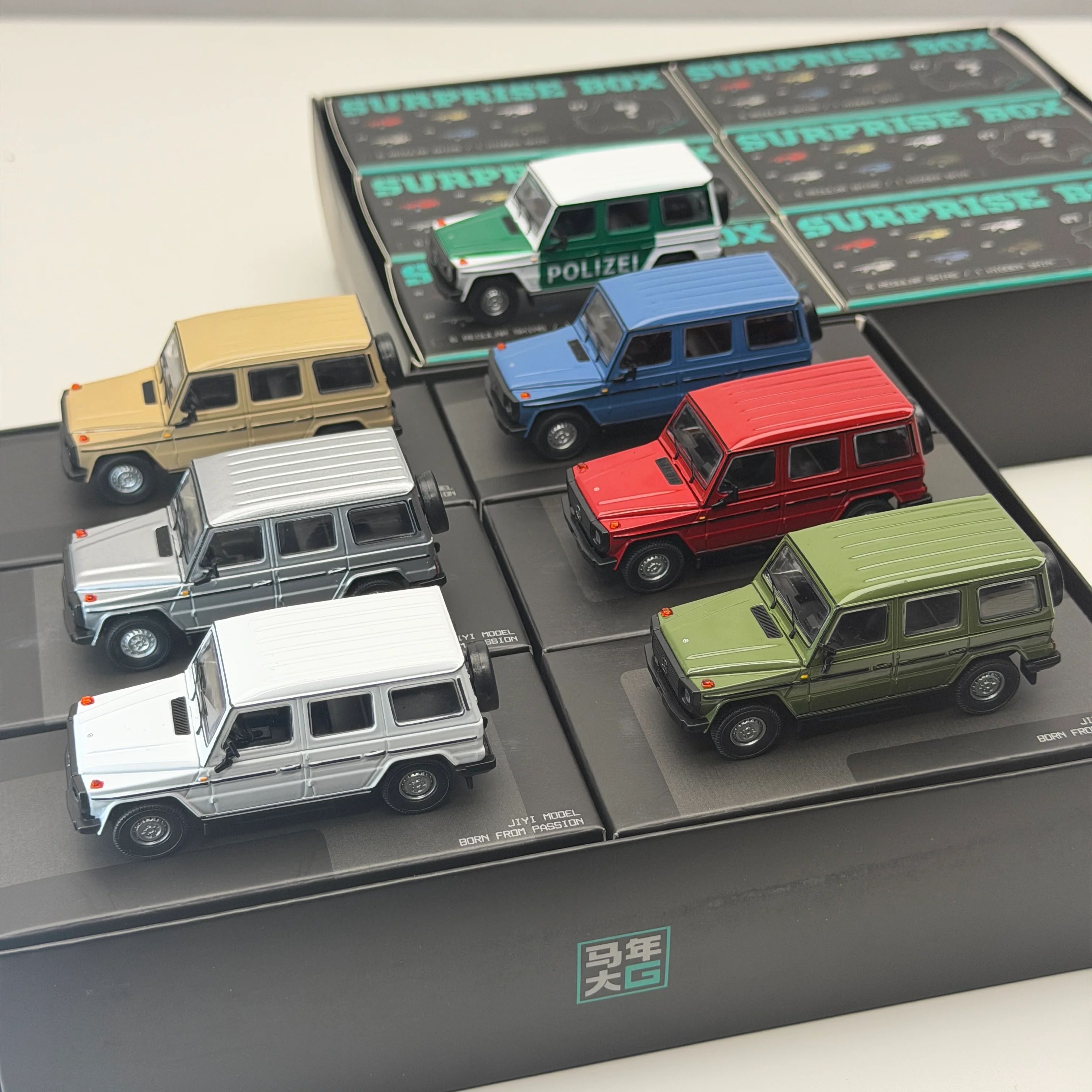 JiYi Model HEC Limited Edition 1/64 Mercedes-Benz W460 Blind Box