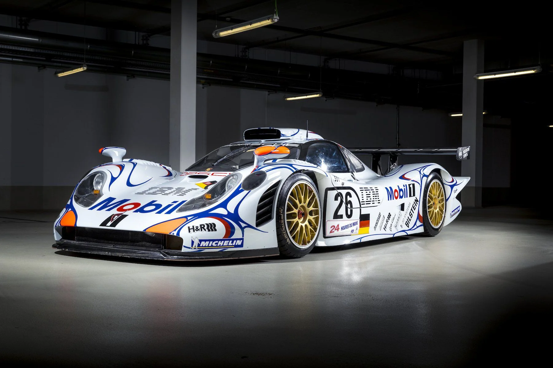 Trends Hobby 1/64 Porsche 911 GT1 LM 1998 #26 Diecast Model - 收藏