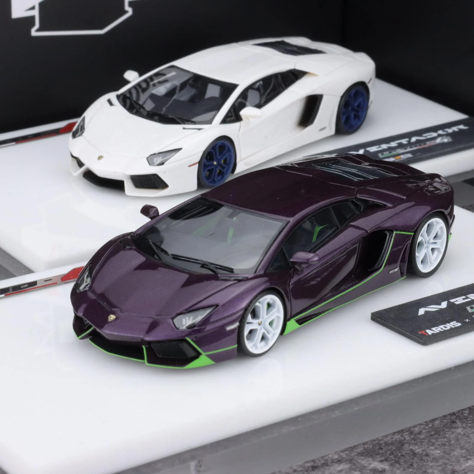 Tardis 1/64 Lamborghini LP700 Resin Model (2 Colors) - 收藏家模型