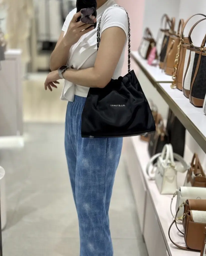 [JILLSTUART]★SILVER DECORATED NYLON CHAIN SHOULDER BAG S JillStuart 新款Silver decorated nylon chain shoulder bag