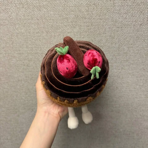 Jellycat x Harrods Glacy Chocolate Cake 草莓朱古力蛋糕- newvibeshk