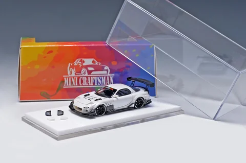 MiniCrafisman 1/64 Ricky Pen RX-7 FD in Custom Pearl White Resin