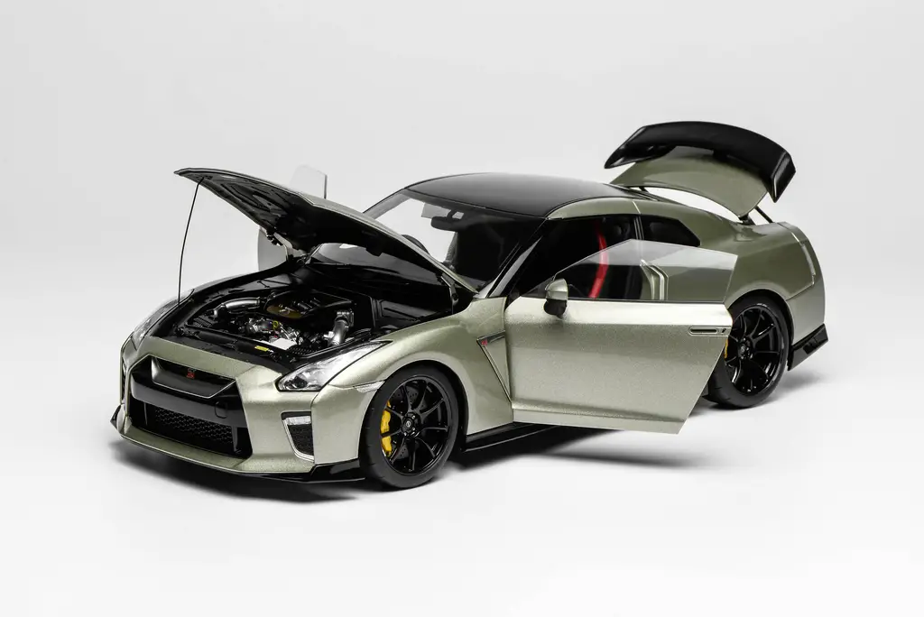 NISSAN GTR 模型 1:18 AUTOart Nissan GT-R Nismo GT3 R35 (Aurora Flare Blue