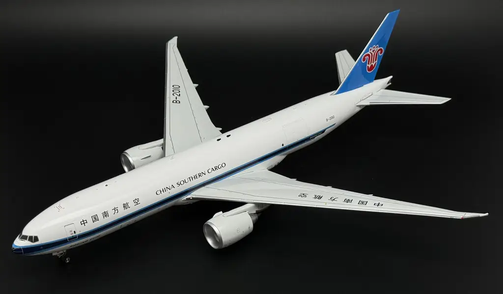 中國貨運航空　B777-200　旅客機大型模型 中國貨運航空 B777-200 旅客機大型模型 【公式通販】