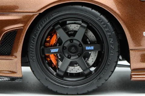 Motorhelix 1/18 Nissan Skyline GT-R R34 CUSTOMIZED VERSION Metal