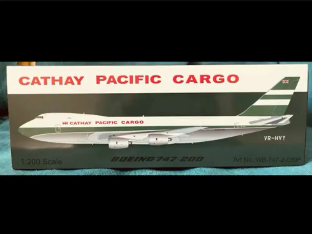 JFox 1:200 Cathay Pacific Airways Cargo 747-267F VR-HVY - 收藏家