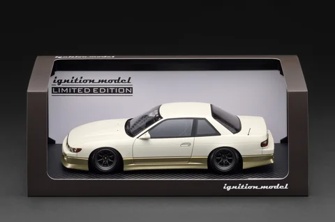 Ignition Model IG 1/18 VERTEX S13 Silvia White/Gold With SR20