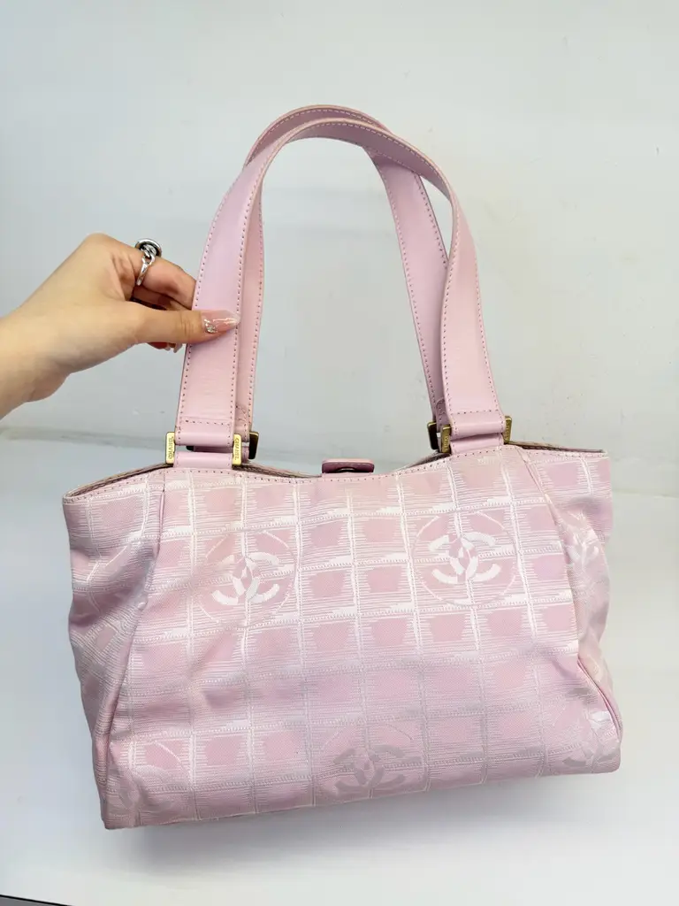 CHANEL♡オンライン限定ポーチセット 届きました。 | anemone* Cosme